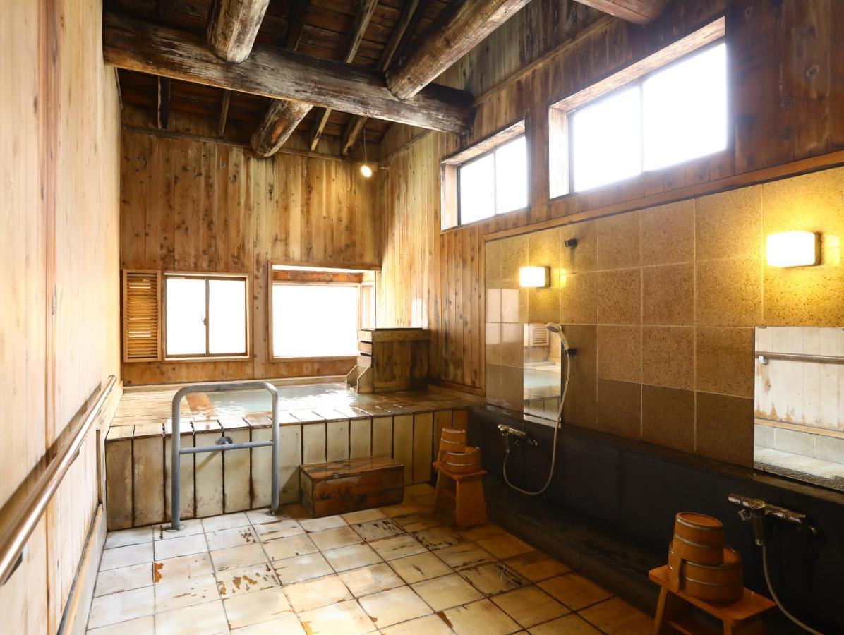 Manza Onsen Nisshinkan Tsumagoi Exterior foto